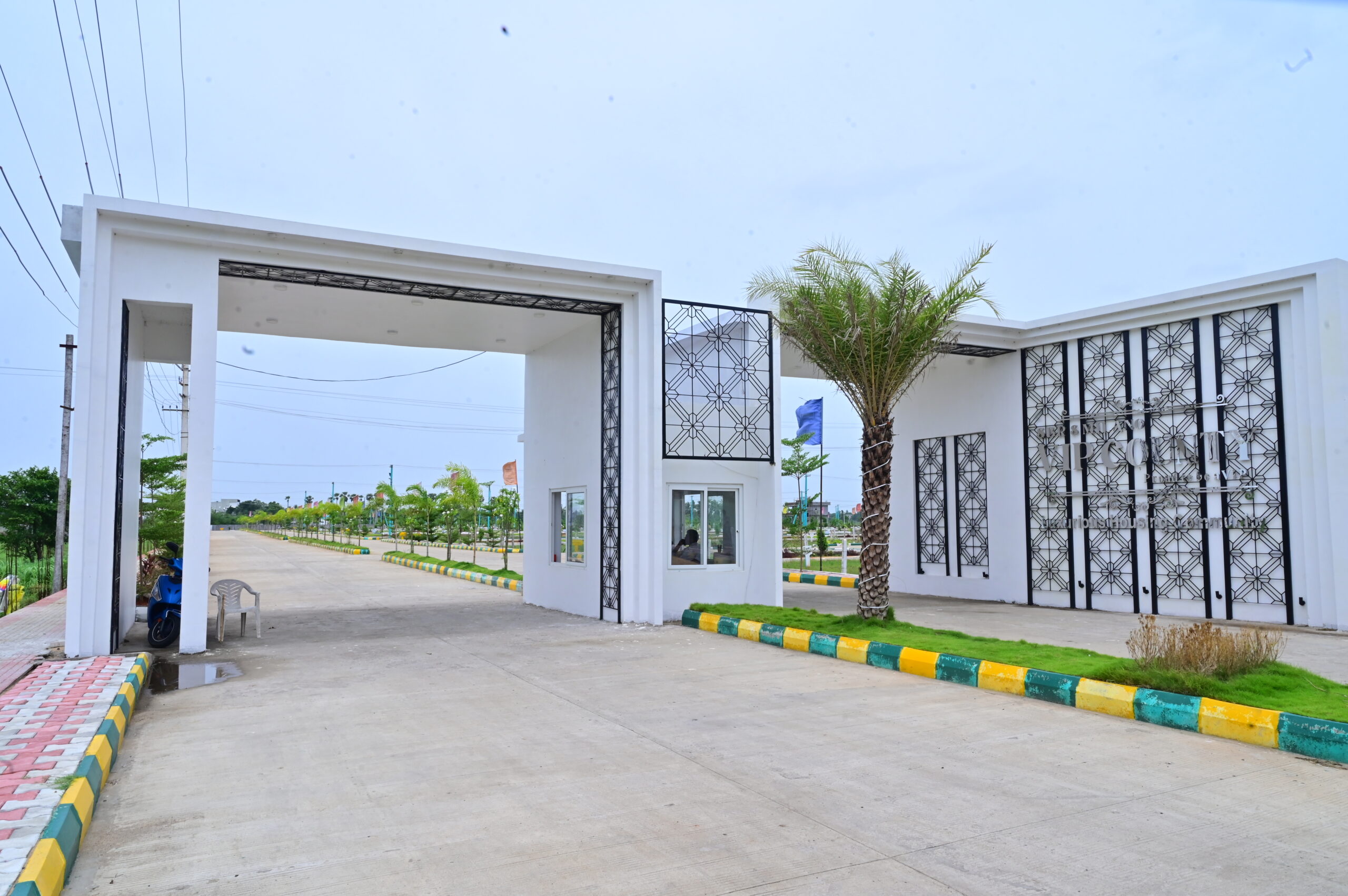Grand entrance at Arch